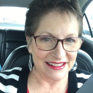 Meet your Posher, Deborah